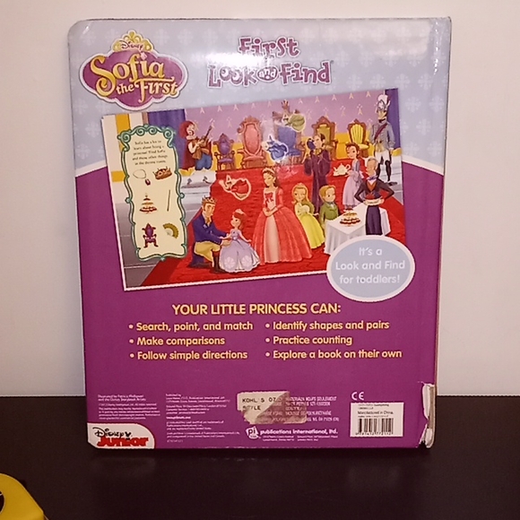 Disney Jumbo Sofia the First Learning Hardcover Book - Picture 5 of 7